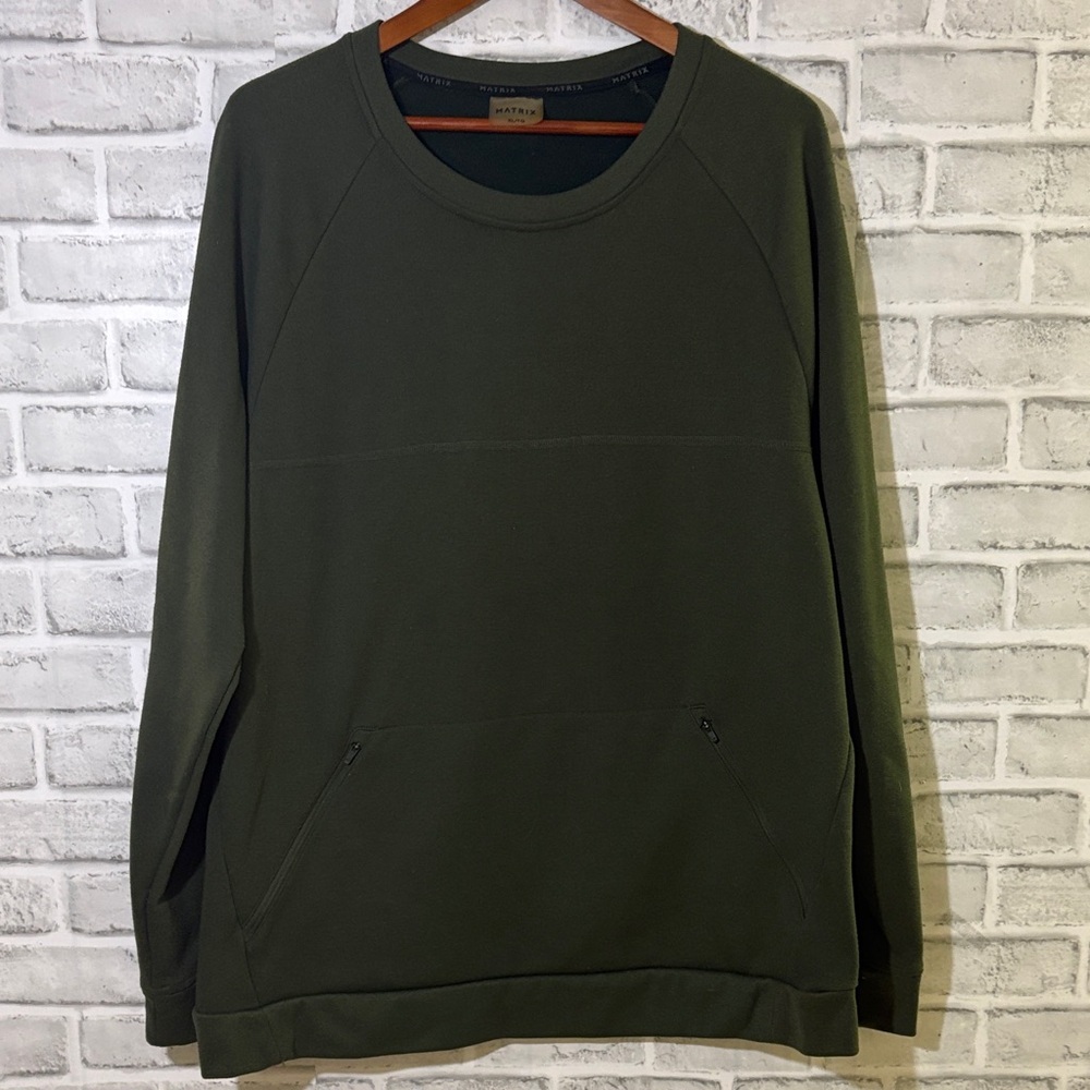 Matix Dark Green Crewneck, double zipper pouch, size xl